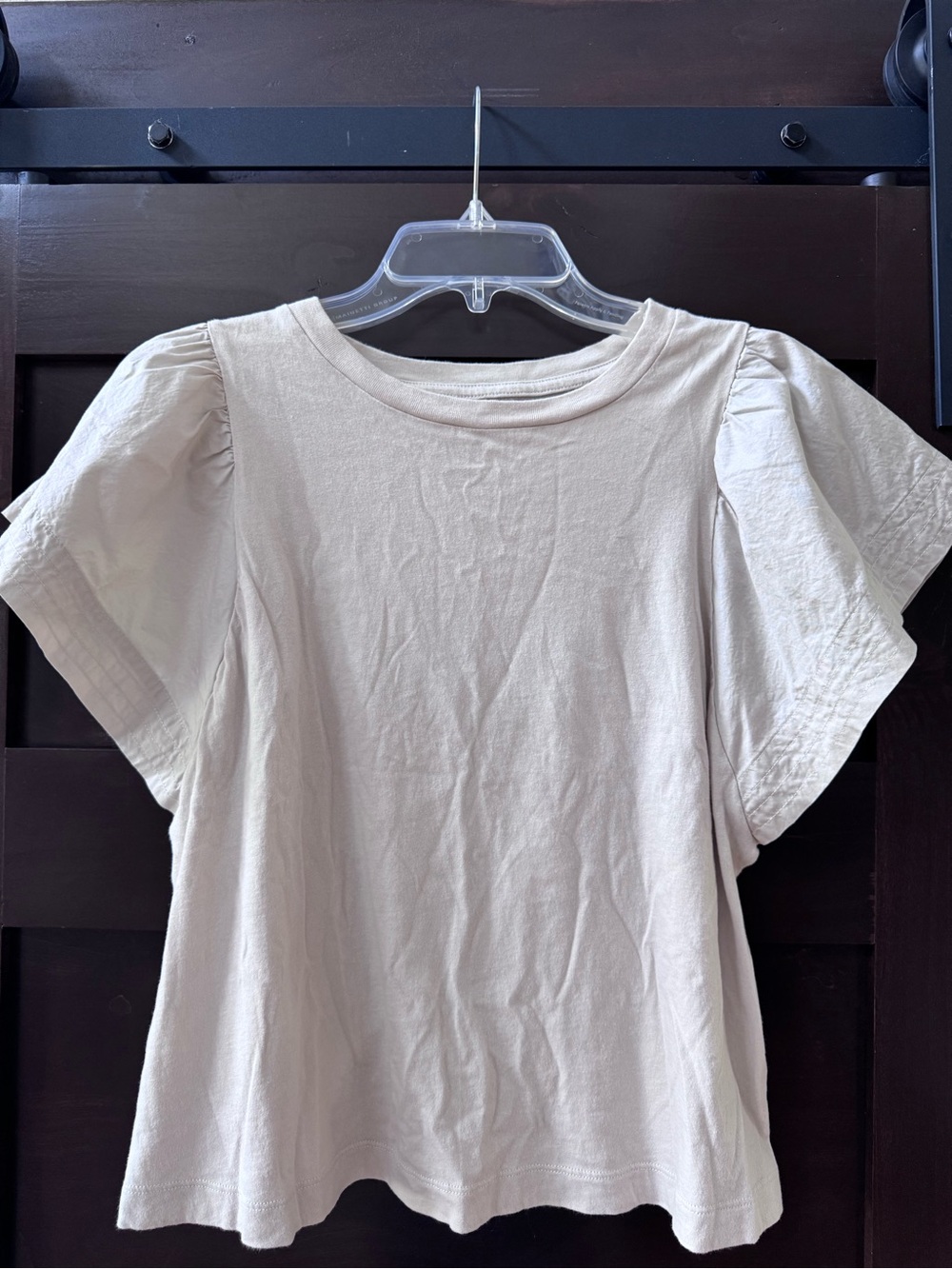 Women’s Short Sleeve Ruffle-Sleeve Tee in Light Beige with Flutter Sleeve